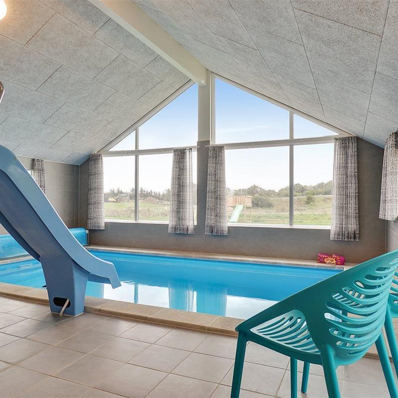 Sommerhus - 14 personer -  - Rasmus Olsensvej - Vejby Strand - 3210 - Vejby