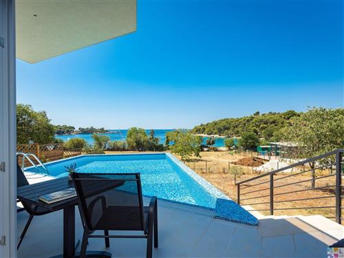 Feriehus - 8 personer -  - Pula - 52100