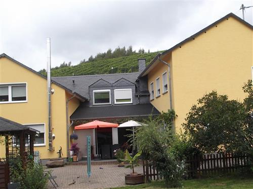 Holiday Home/Apartment - 5 persons -  - Zur Bohnenwies - 54318 - Mertesdorf