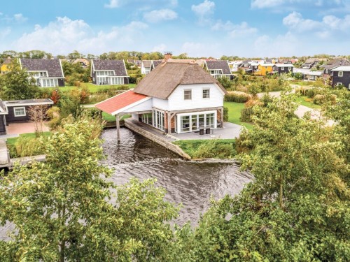 Fritidshus - 6 personer -  - Jonenweg - 8355 CN - Giethoorn