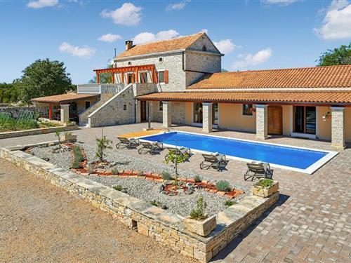 Sommerhus - 10 personer -  - Zrmanjska ulica - 23210 - Biograd Na Moru