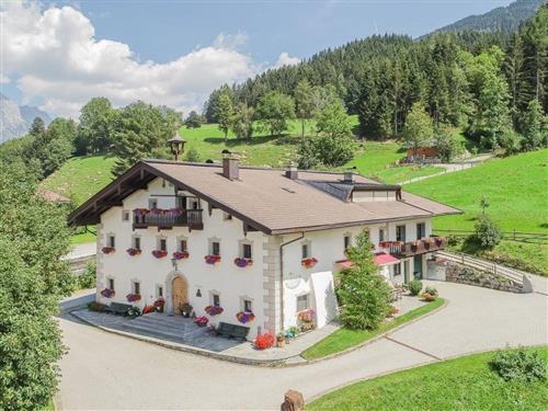 Holiday Home/Apartment - 5 persons -  - Deuting - 5760 - Saalfelden Am Steinernen