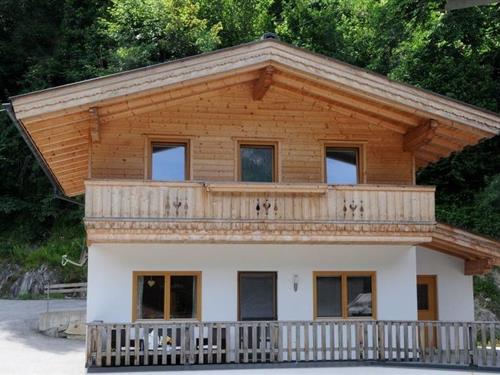 Holiday Home/Apartment - 8 persons -  - Kreuzlau - 6290 - Mayrhofen