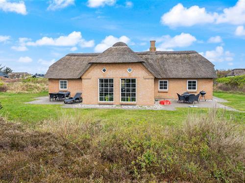Sommerhus - 6 personer -  - Hjelmevej - Søndervig - 6950 - Ringkøbing