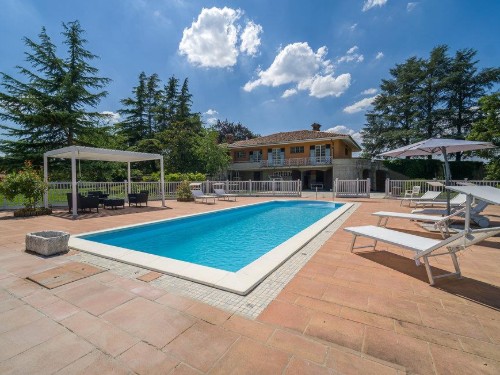 Sommerhus - 13 personer -  - Fraz. San Marzanotto - 14100 - Asti
