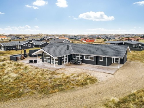 Fritidshus - 8 personer -  - P Chr Dahls Vej - Bjerregård - 6960 - Hvide Sande