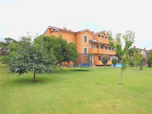 Holiday Home/Apartment - 4 persons -  - Montenetska ulica - 52470 - Umag