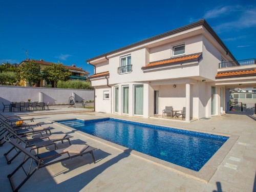 Holiday home - 10 persons -  - Musalez - Porec - Musalez - 52440 - Porec
