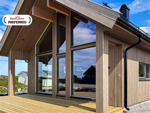  - 6 persons -  - Skjærgårdsveien - Lysøya - 6533 - Averøya