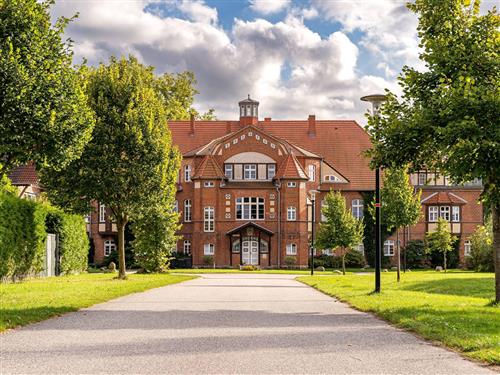 Slot / Borg - 6 personer -  - Pütnitzer Straße - 18311 - Ribnitz-Damgarten