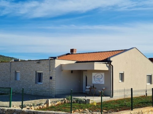 Holiday home - 6 persons -  - 52220 - Rasa - Brgod