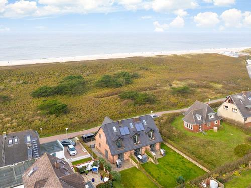 Holiday Home/Apartment - 4 persons -  - Lornsenstr. - 25980 - Sylt