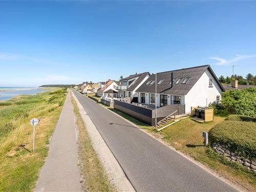 Sommerhus - 16 personer -  - Havet - Bønnerup Strand - 8585 - Glesborg