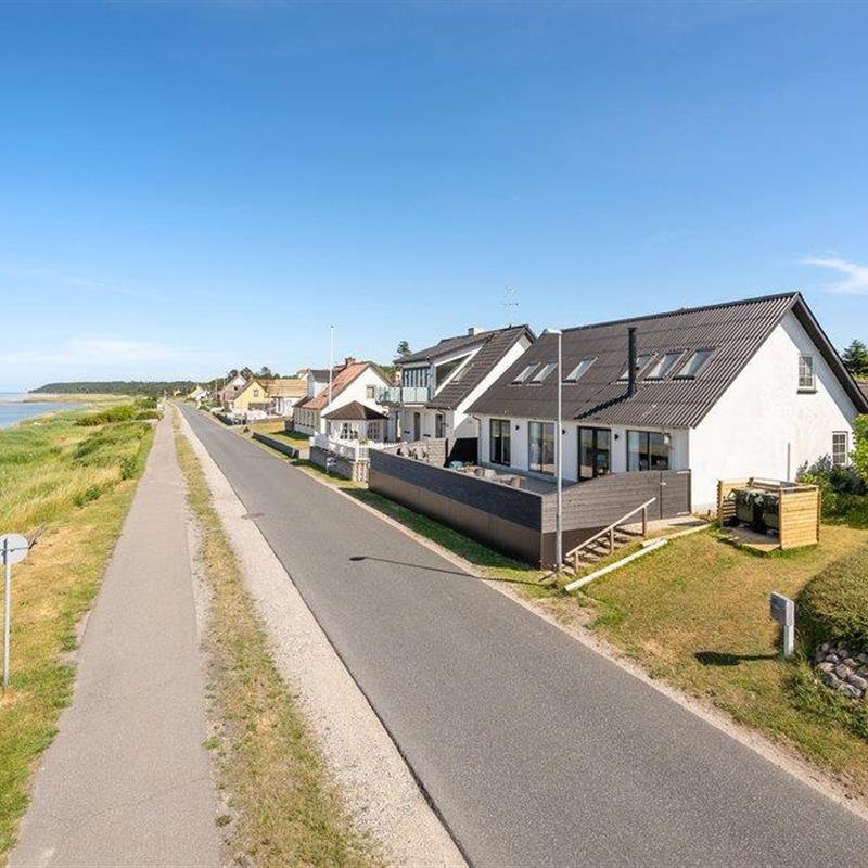 Sommerhus - 16 personer -  - Havet - Bønnerup Strand - 8585 - Glesborg