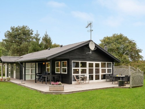 Holiday home - 6 persons -  - Lupinvej - Marielyst - 4873 - Væggerløse