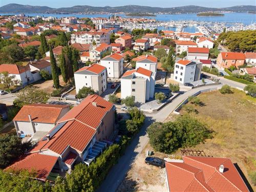 Holiday apartment - 3 persons -  - Ivana Meštrovica - 23210 - Biograd Na Moru