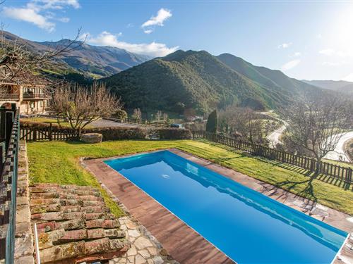 Holiday home - 2 persons -  - Poblado Cabariezo - Cantabria - 39571 - Cabezon De Liebana