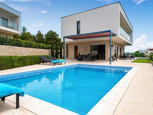 Holiday home - 10 persons -  - Krizine VIII odvojak - Vodice-Tribunj - 22212 - Tribunj