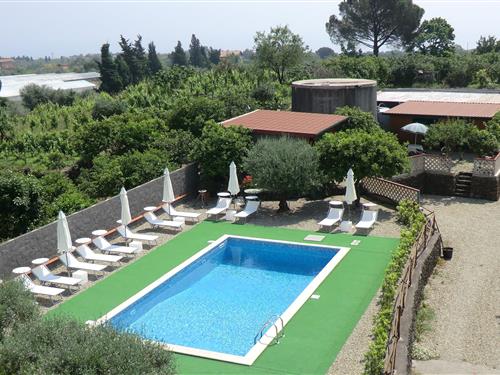 Sommerhus - 16 personer -  - 95010 - Santa Venerina