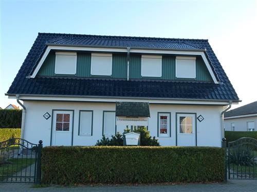 Holiday Home/Apartment - 4 persons -  - Aufbauweg 11 a+b - 17459 - Ückeritz