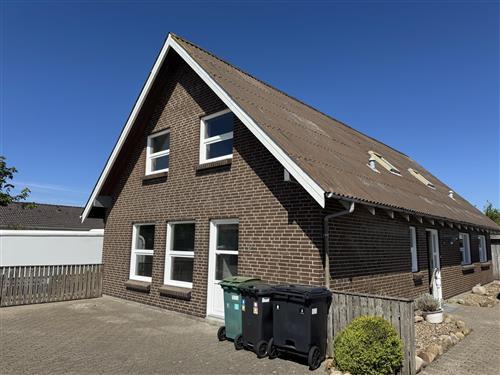 Sommerhus - 16 personer -  - Dammen - 7673 - Harboøre