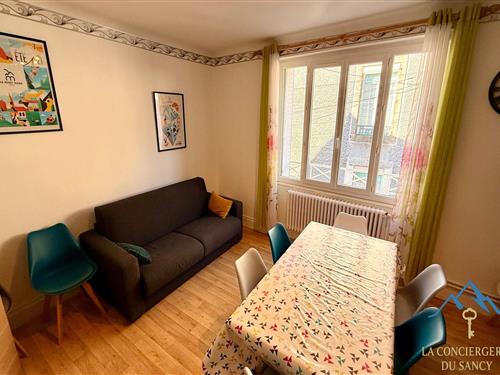 Holiday apartment - 12 persons -  - 63240 - Mont-Dore