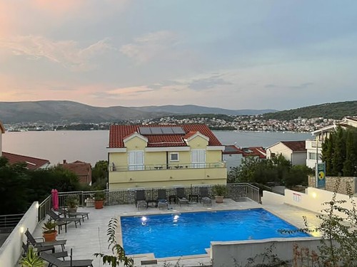 Ferieleilighet - 6 personer -  - Planikovica V/ - Ciovo-Okrug Gornji - 21223 - Okrug Gornji