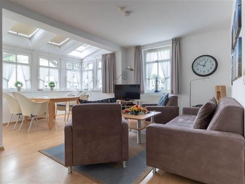 Holiday Home/Apartment - 4 persons -  - Putbuser Straße 14 - - 18609 - Binz