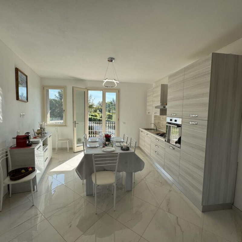 Sommerhus - 12 personer -  - 55011 - Altopascio