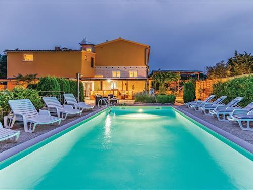 Holiday home - 14 persons -  - Pavicini - Duga Uvala-Pavicini - 52208 - Krnica