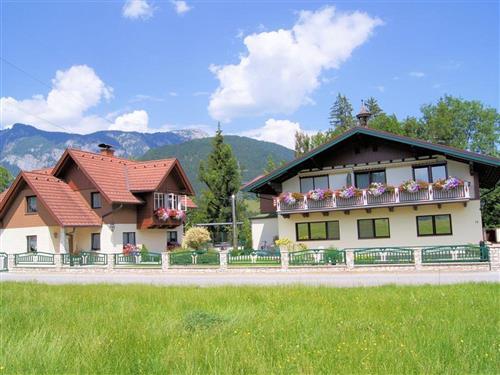 Sommerhus - 4 personer -  - Weißenbach 78 + - 8967 - Haus Im Ennstal