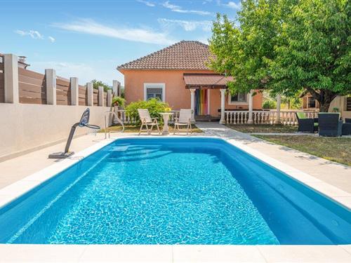 Sommerhus - 5 personer -  - Vukovarska - Split-Kosute - 21240 - Kosute