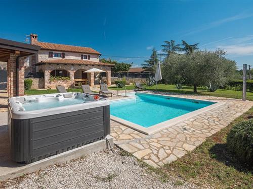 Holiday home - 6 persons -  - Kosinozici - Porec-Kosinozici - 52440 - Porec