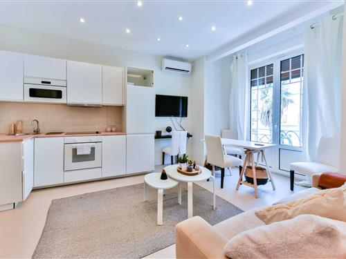 Semesterlägenhet - 4 personer -  - 06160 - Antibes