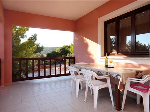 Holiday Home/Apartment - 6 persons -  - Zavalatica - 20273 - Zavalatica