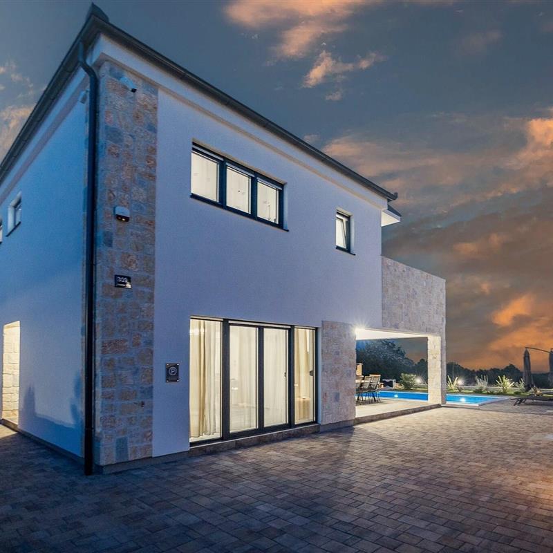 Villa - 10 personer -  - 52208 - Krnica