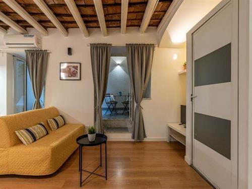 Holiday Home/Apartment - 6 persons -  - 90134 - Palermo