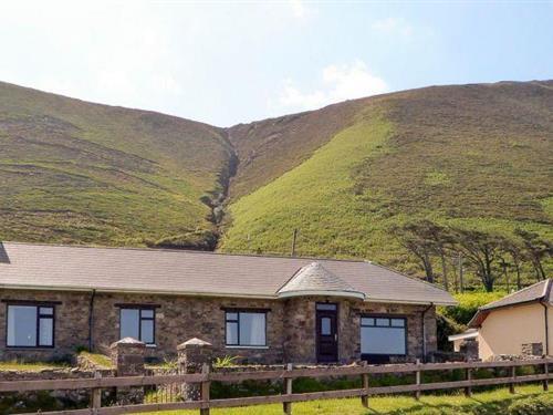 Holiday home - 6 persons -  - V93H9R9 - Glenbeigh