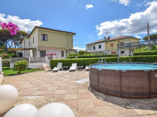 Feriehus - 7 personer -  - Loc Laura,V.delle Magnolie - 84047 - Capaccio