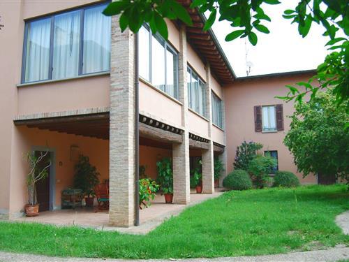 Holiday Home/Apartment - 6 persons -  - 25031 - Capriolo