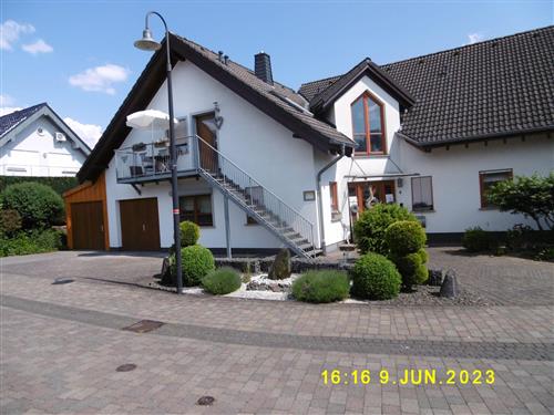 Holiday Home/Apartment - 4 persons -  - Am Brügel - 56290 - Beltheim