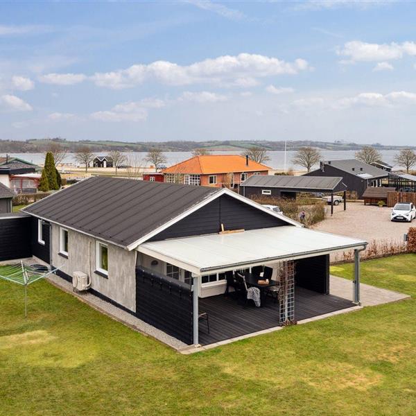 Emne nr.: 121-64-1081