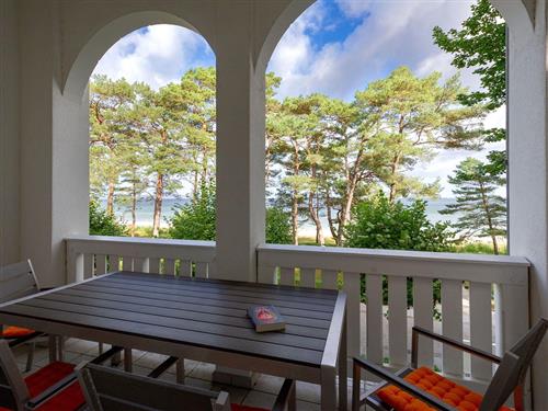 Holiday Home/Apartment - 5 persons -  - Strandpromenade - 18609 - Binz