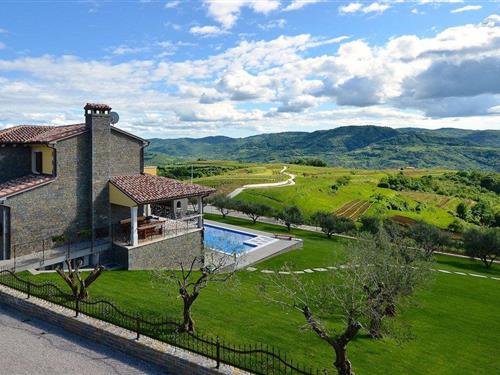 Sommerhus - 12 personer -  - Paladini - 52420 - Buzet