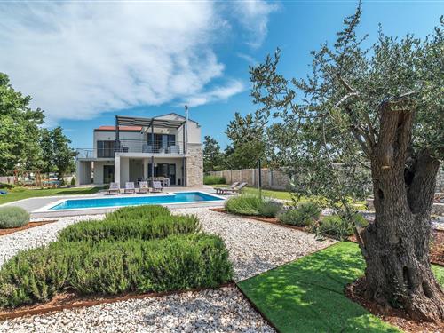 Feriehus - 8 personer -  - Brscici - 52342 - Svetvincenat