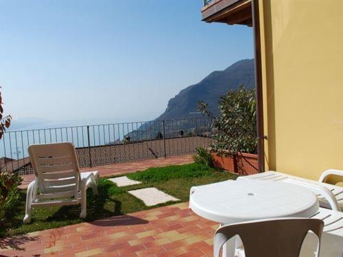 Holiday Home/Apartment - 4 persons -  - 25080 - Tignale