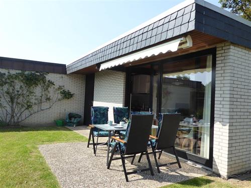 Ferienhaus - 4 Personen -  - Deichgräfenstraße - 26969 - Butjadingen