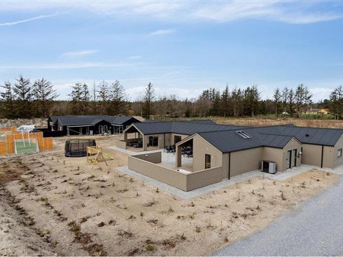 Sommerhus - 30 personer -  - Hyldebærvej - Ålbæk Strand - 9982 - Aalbæk
