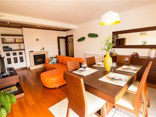 Holiday Home/Apartment - 4 persons -  - Avenida Manuel Maria da Rocha Colmieiro, - 3800-305 - Aveiro