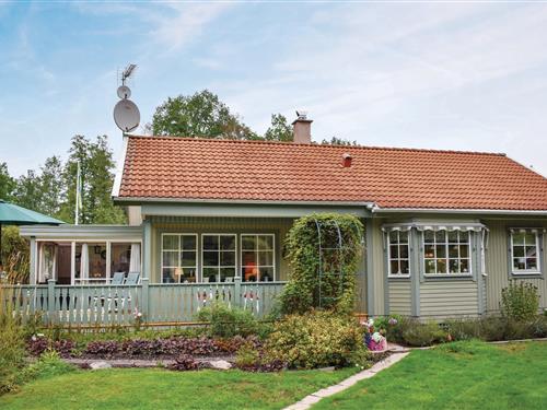 Holiday home - 6 persons -  - Kallviksvägen - Bestorp/Brokind - 590 45 - Brokind